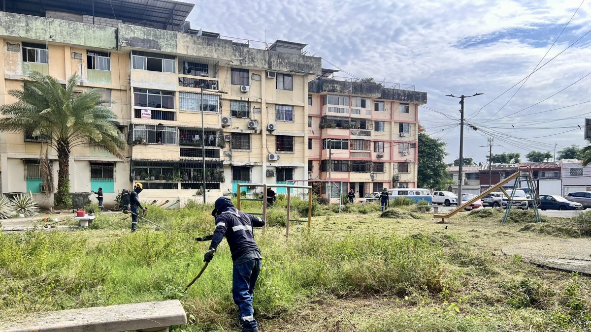 El parque fue atendido por personal municipal