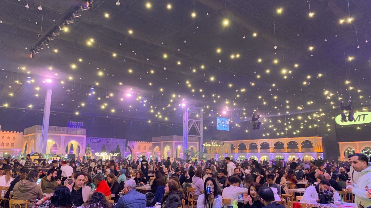 Los organizadores del evento 'Layali Zaman' han convertido un espacio de unos 10.000 metros cuadrados en un antiguo 'khan'.