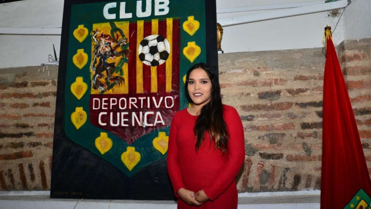 Nataly Villavicencio presidenta del Deportivo Cuenca