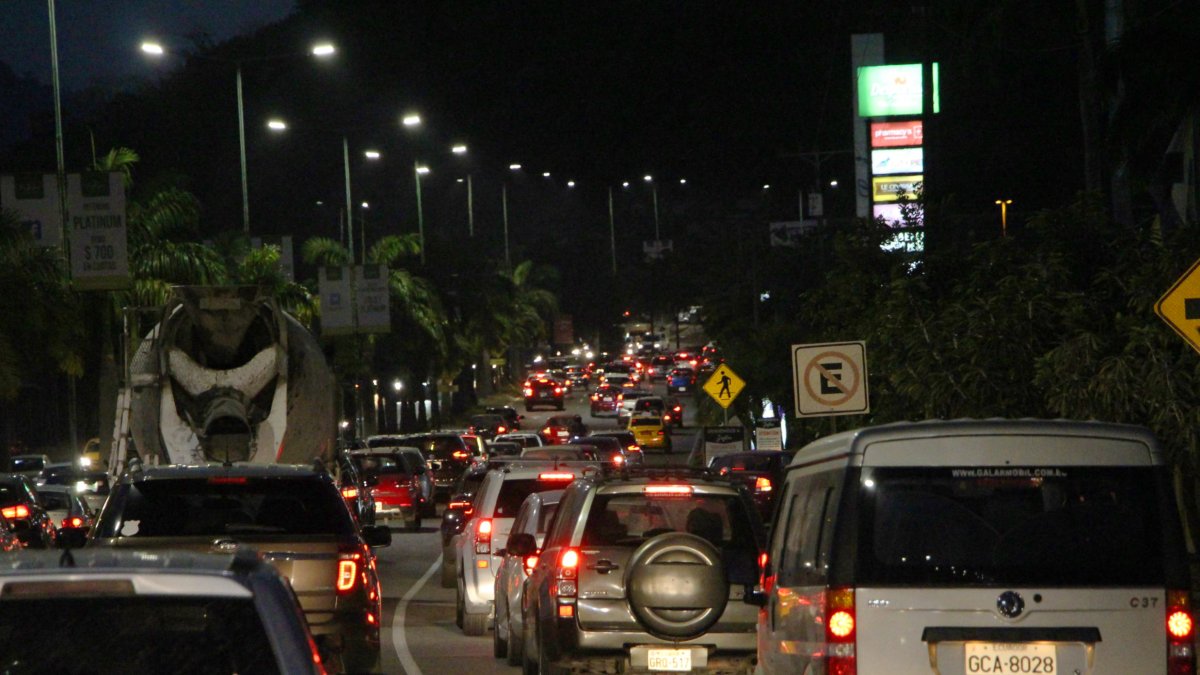 El plantón fue convocado en el ingreso a la ciudadela La Joya