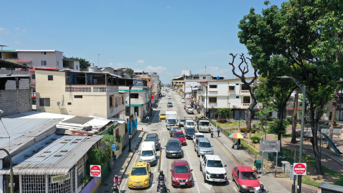 Proyecto. La tesis plantea reducir a tres carriles la avenida José María Egas.
