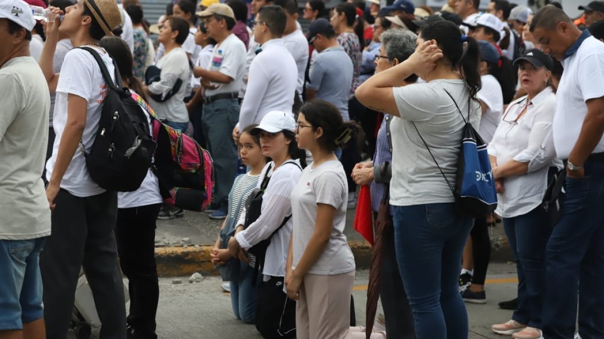 La presencia de jóvenes es notable en este evento religioso