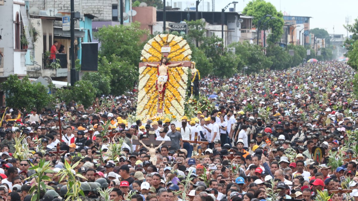 Procesión Cristo del Consuelo.