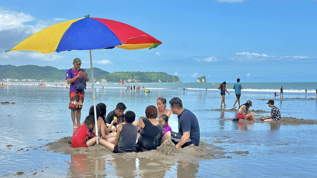 Las playas del país son los principales destinos turísticos durante los feriados nacionales. 