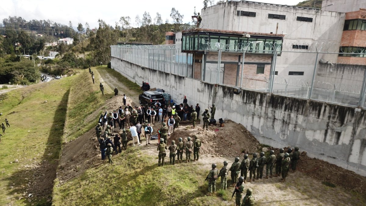 en la cárcel de Turi se cerró un túnel que conectaba una de las garitas de control con el exterior.