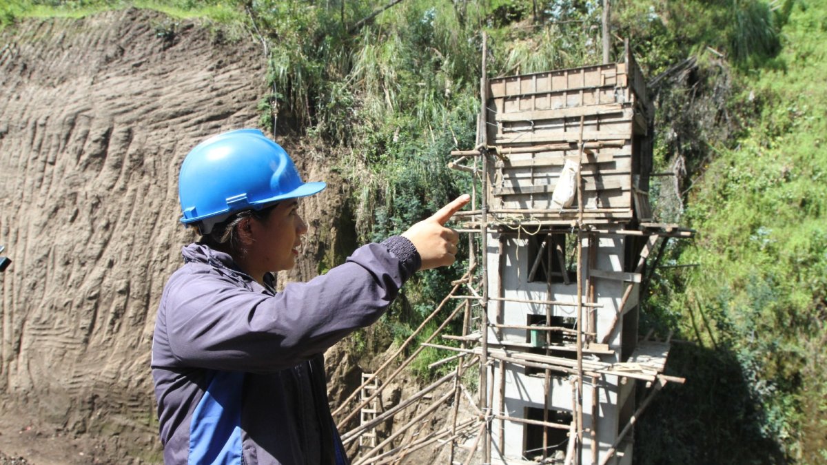 Armero de Ascázubi. Cuando ocurrió el aluvión en La Comuna y La Gasca, esta quebrada se taponó.