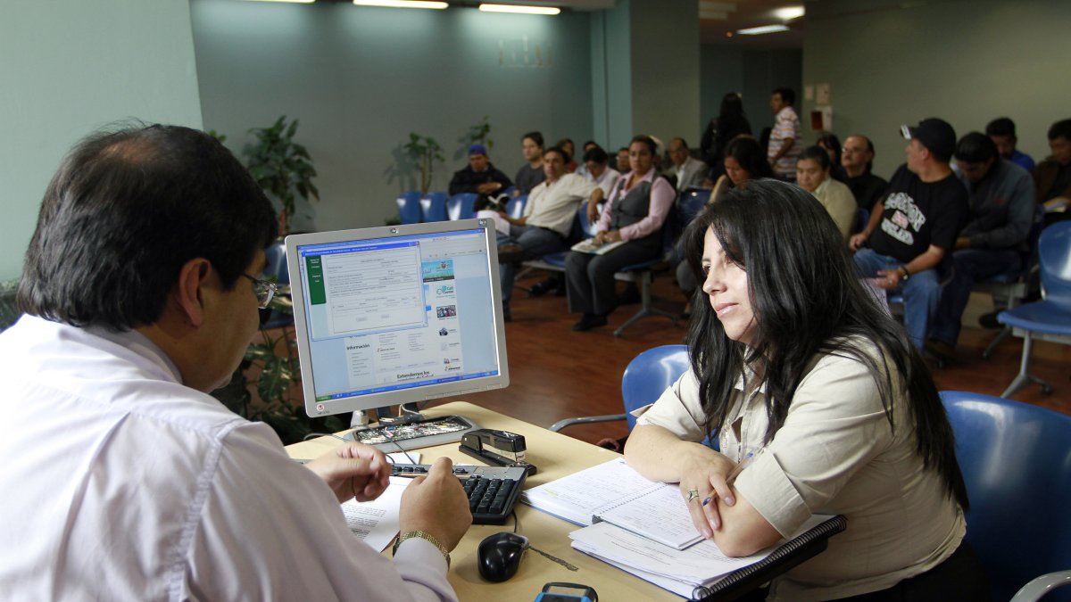 Proceso. El IESS procederá a la devolución de los aportes personales sino completó al menos 5 años de aporte.