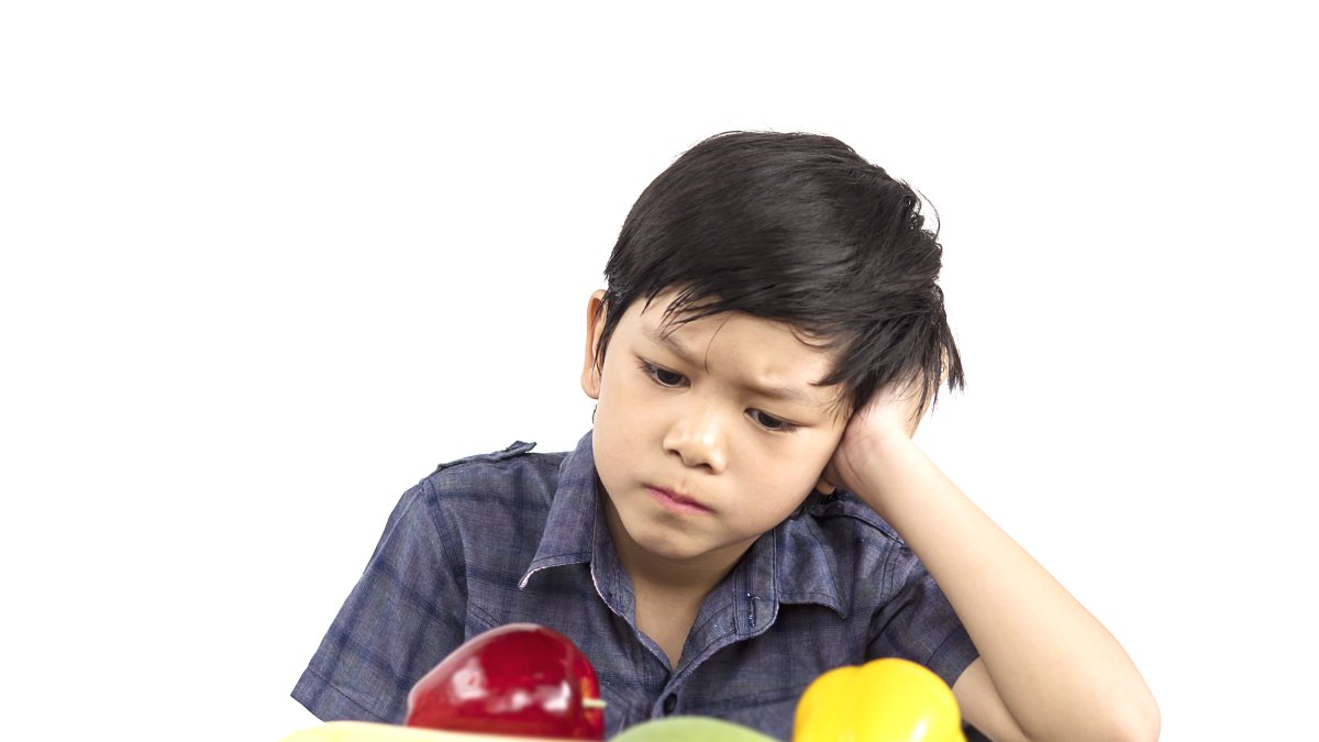 ¿Tu hijo tiene problemas para comer? evita estas frases que pueden dañar su relación con la comida
