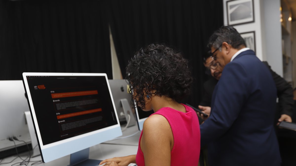 Plataformas. La Universidad Casa Grande lanzó MarcIA una inteligencia artificial destinada a asistir a los jóvenes en la crucial elección de elegir una carrera universitaria.