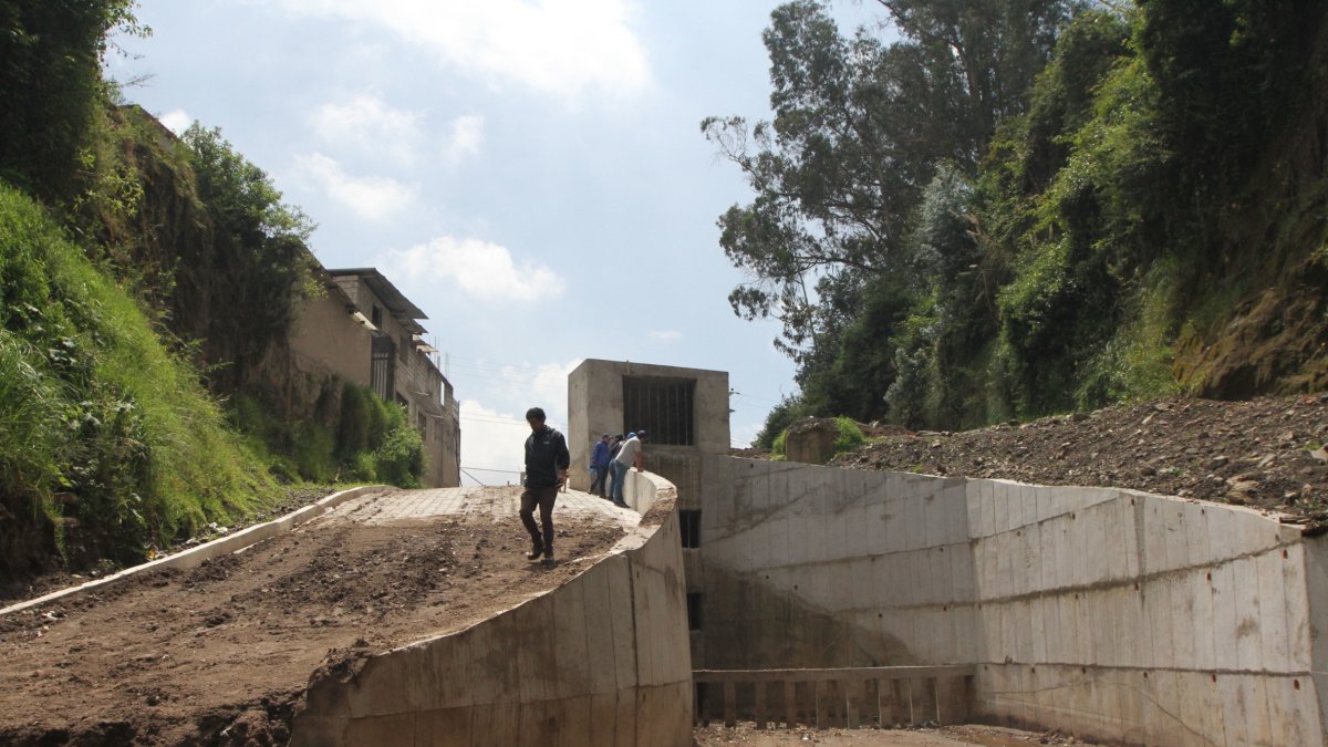 La quebrada El Tejado se realizó un mejoramiento de infraestructura de captación de sólidos