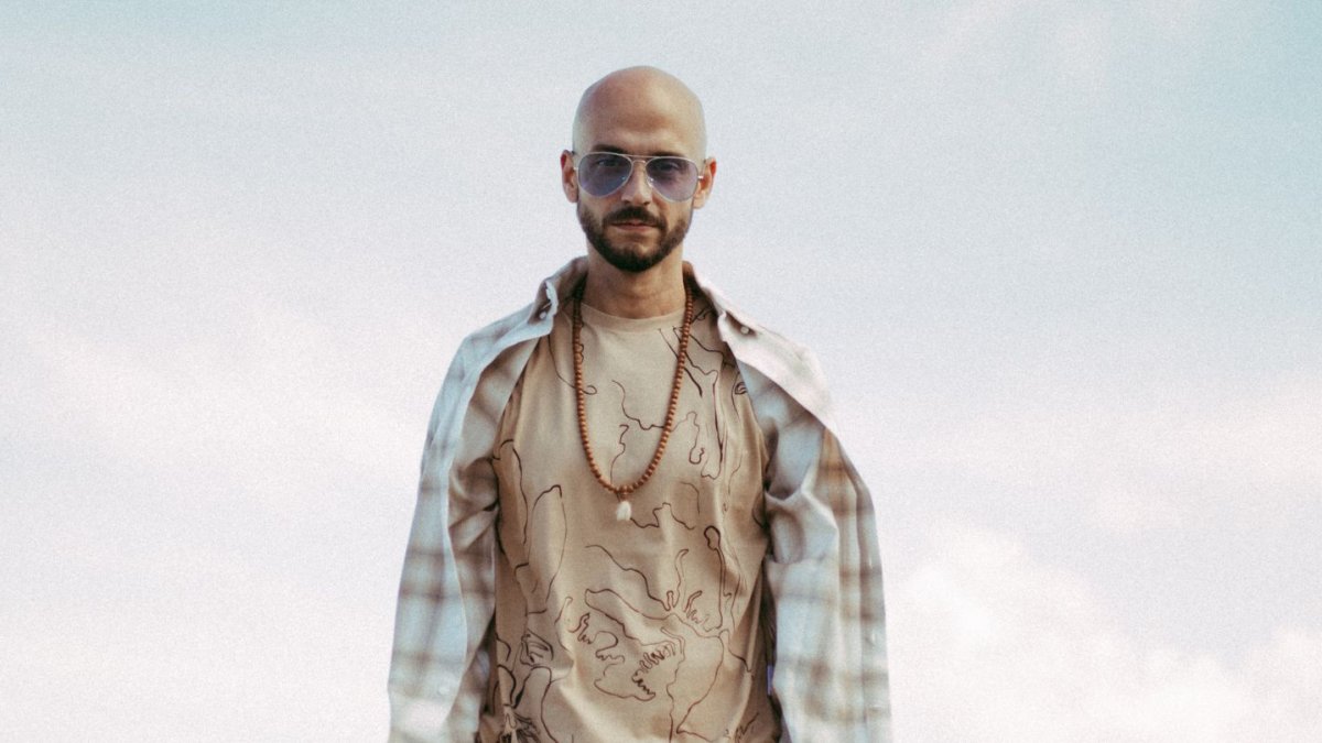 David Rodríguez Labault, es más conocido por su nombre artístico Sie7e