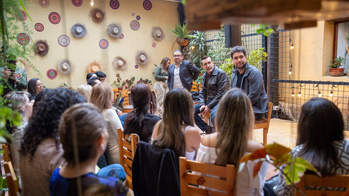 Jan Topic visitó Cuenca y Cojitambo esta semana.