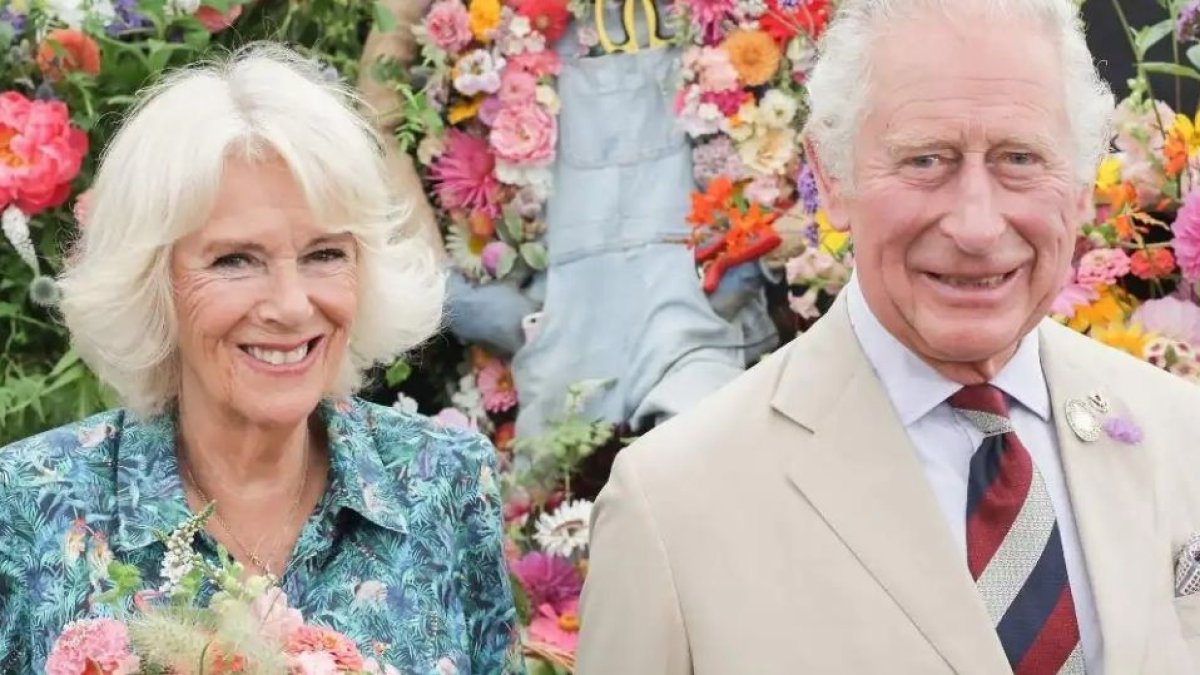 Los reyes Camila y Carlos.