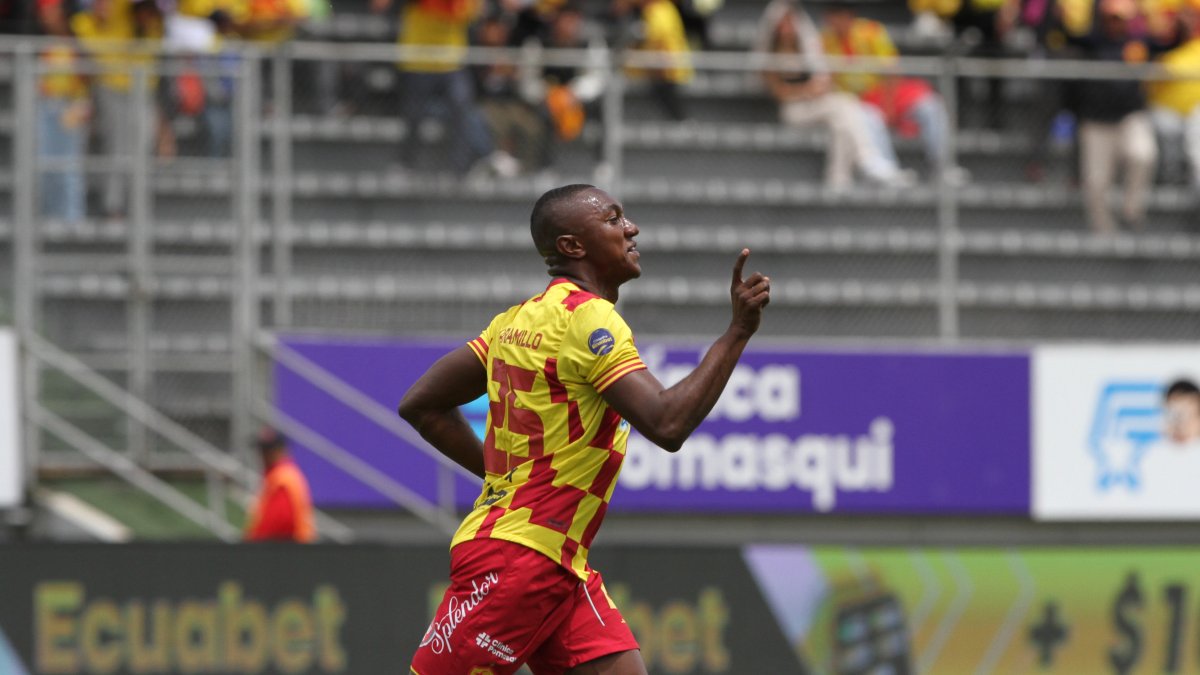 Renny Jaramillo marcó el primer gol de Aucas sobre Cumbayá.