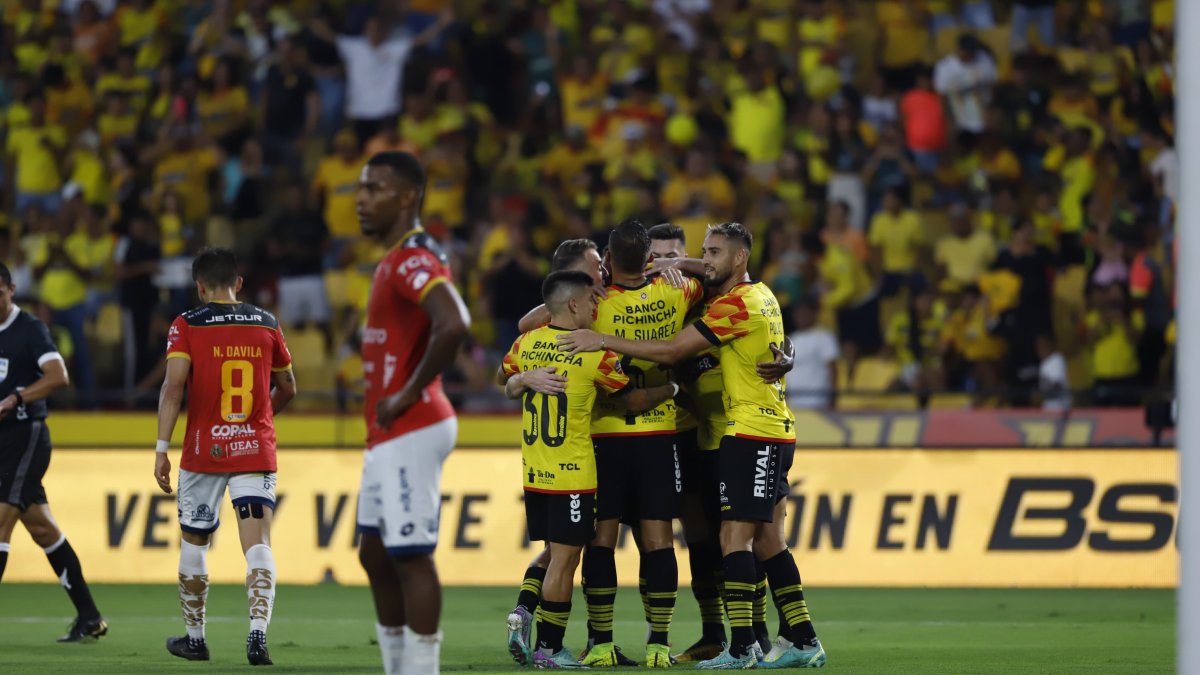 Los jugadores de Barcelona tras la goleada 4-0 del fin de semana en el torneo nacional.