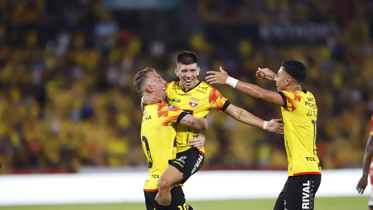 El ídolo gana el encuentro