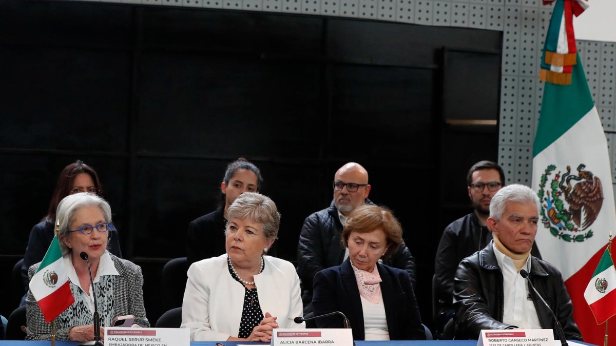 La delegación mexicana que estaba en Ecuador arribó al país azteca.