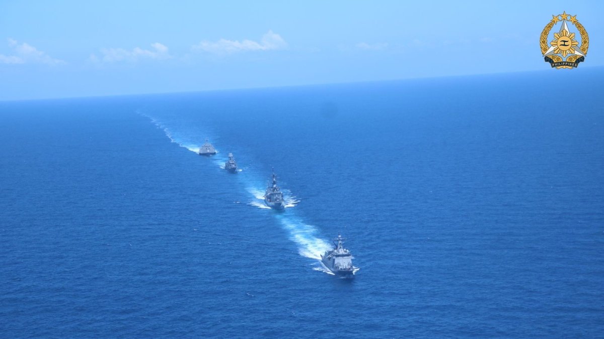 Filipinas desarrolló ejercicios marítimos este domingo 7 de abril.