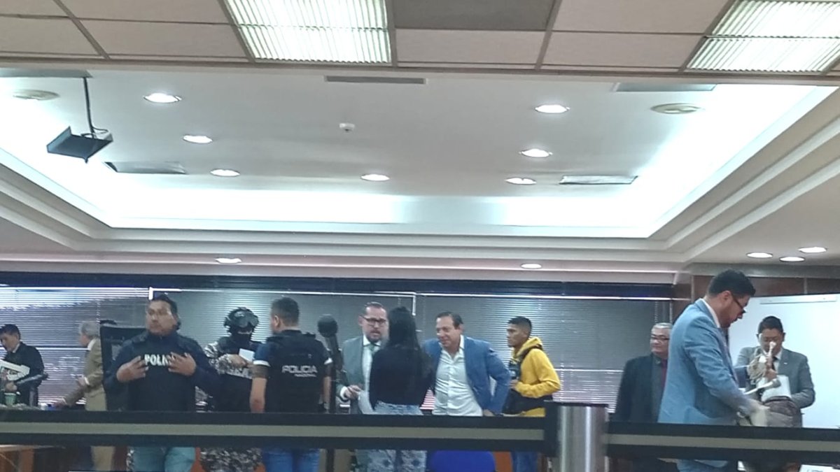 Muñoz aseguró que el presidente Guillermo Lasso le invitó a un almuerzo junto con los representantes del poder judicial.