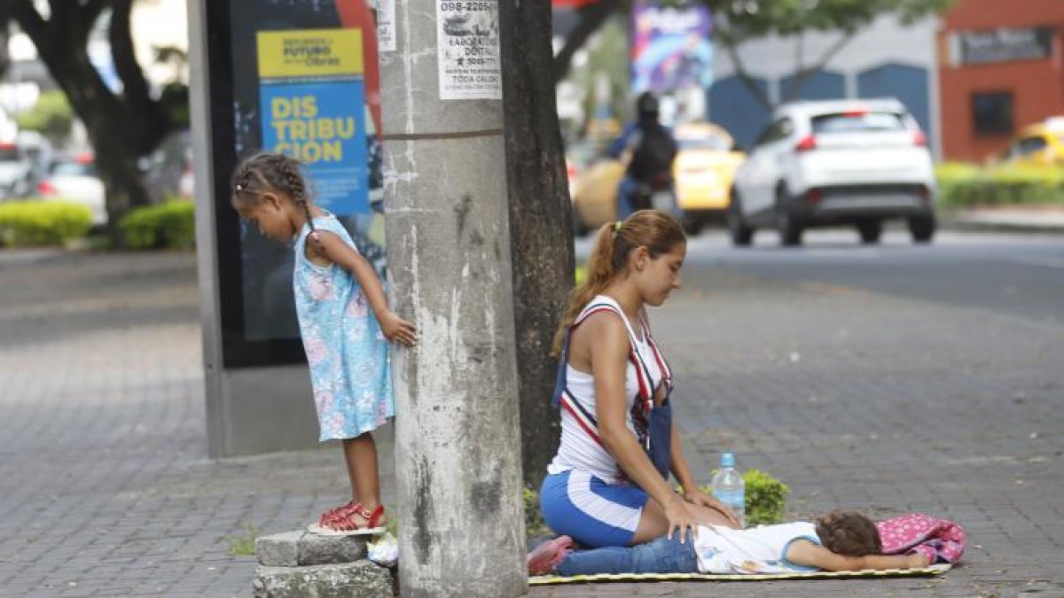 En Guayaquil hay miles de migrantes que están de paso y buscan llegar hasta países vecinos. 
