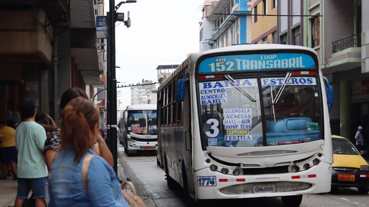 La ciudadanía pide se brinde un buen servicio