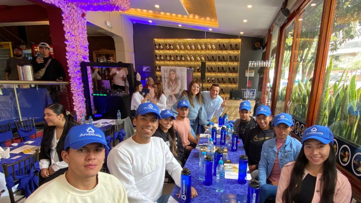 Deportistas, incluso algunos clasificados a Juegos Olímpicos, representados por la agencia Big Events, tras recibir capacitación en marketing y redes sociales.