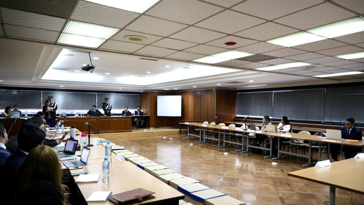 La audiencia de vinculación de Walter Solís y cinco exfuncionarios al caso Reconstrucción de Manabí se desarrolló en la Corte Nacional de Justicia.