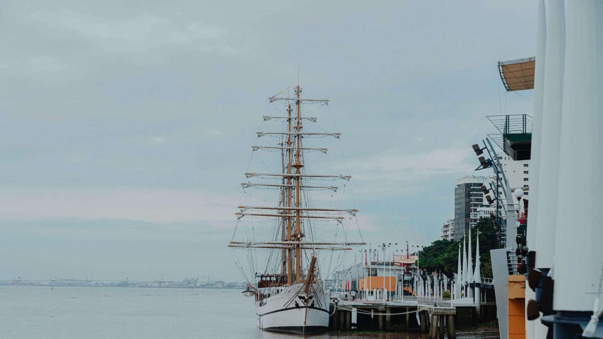 El Buque Escuela Guayas, en Guayaquil