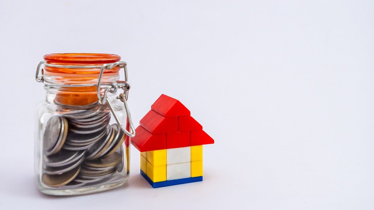 El Bono de Desarrollo Humano y los otros subsidios que otorga el Estado.