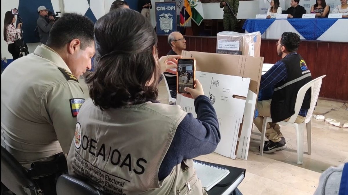 Hay 79 observadores internacionales de diferentes organizaciones acreditados por el CNE.