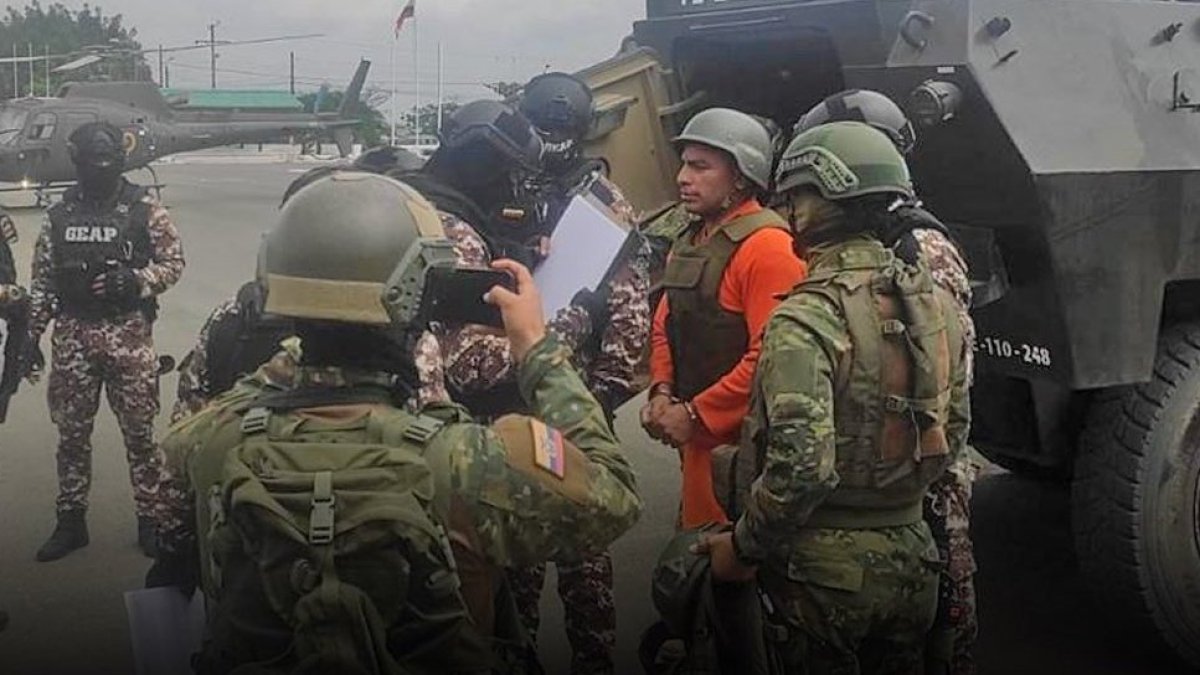 Daniel Salcedo fue trasladado bajo un fuerte contingente de seguridad.