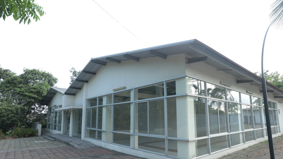 Panorama. Este es el estado actual del espacio en el que funcionaba el Museo La Historia en Arcilla, situado en el parque lineal que se encuentra entre el puente El Velero y de la calle 17.