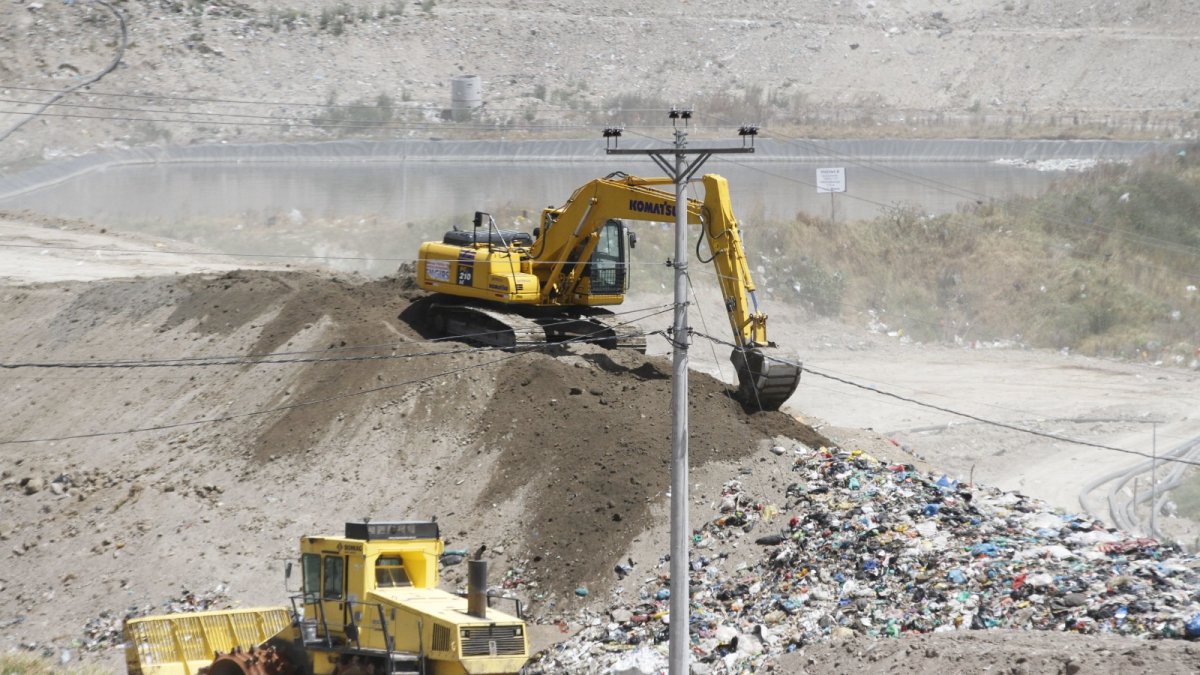Referencia: Se disponen más de 2.000 toneladas de residuos sólidos