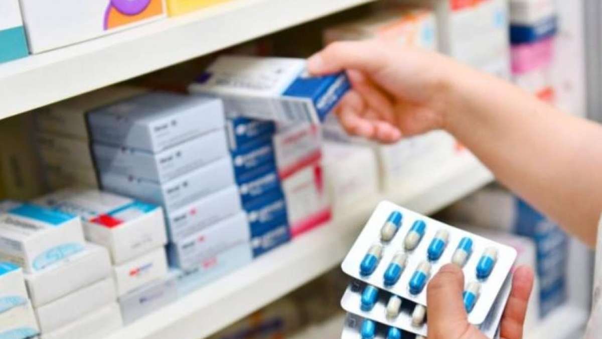 Acto. Un 45 % de pacientes no leen el modelo de un medicamento.