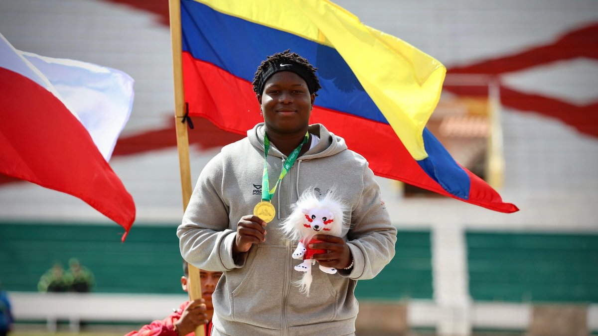 Erick Caicedo se colgó medalla de oro en la prueba de lanzamiento de bala.