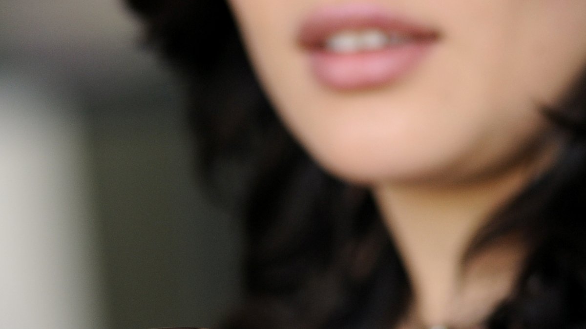 Tecnología.- Una foto referencial del uso del celular y del internet móvil.