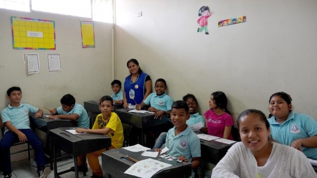 Acto. Una iniciativa lograría brindar 50 becas a niños de la Isla Trinitaria.