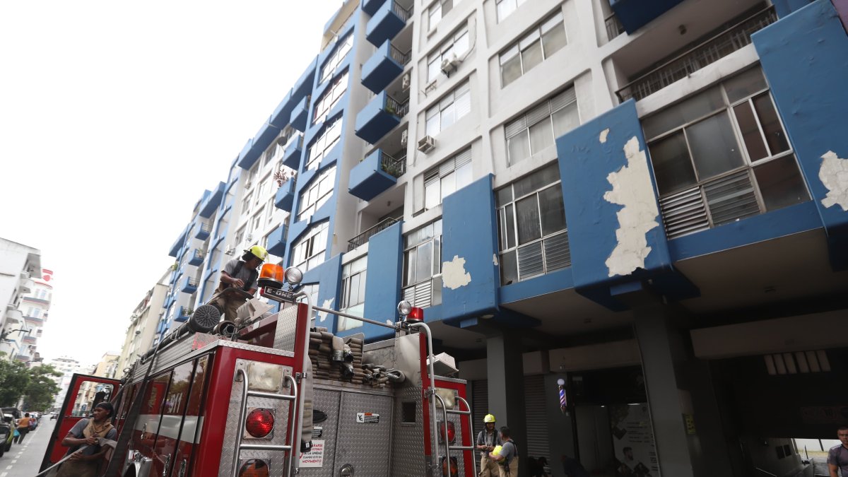 El incendio fue en un edificio ubicado en las calles Junín y Córdoba.