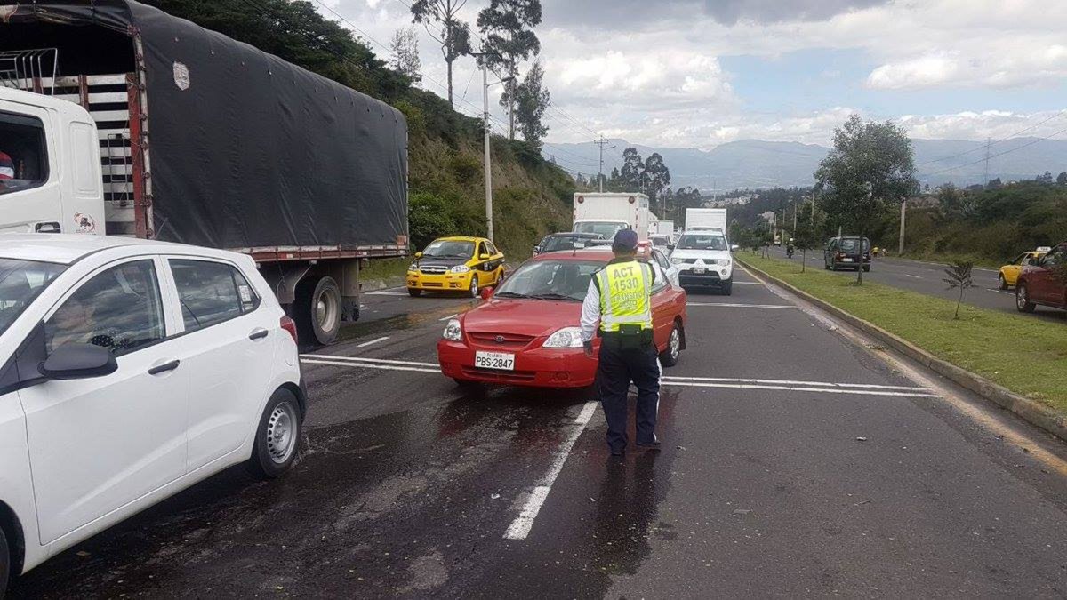 El puente se construye en el sector de Pueblo Blanco de la Comuna Llano Grande.