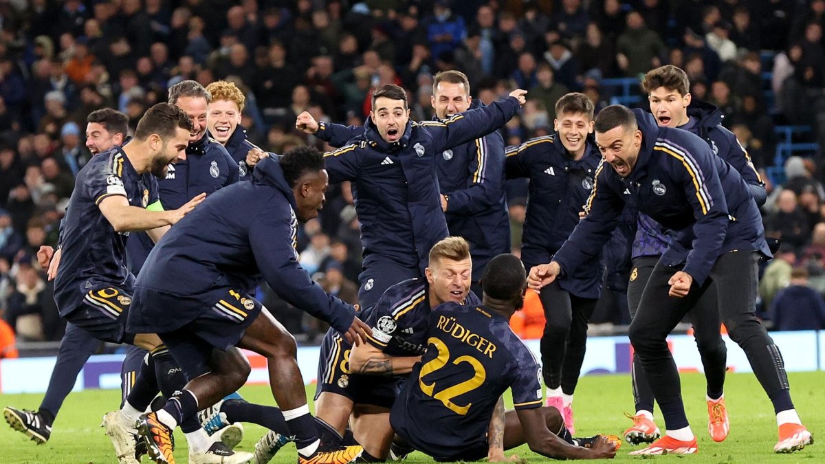 El central alemán del Real Madrid Antonio Rüdiger tras meter el penalti decisivo de la tanda durante el partido de la UEFA Champions League.