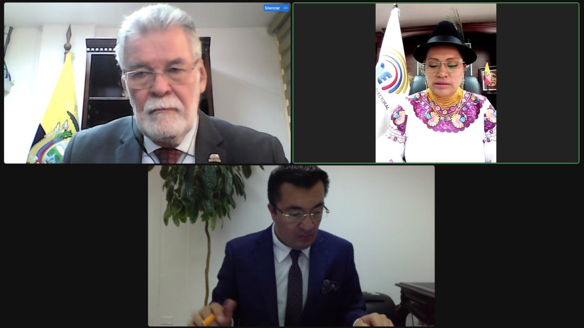 El CNE aprobó el informe que recomienda no realizar el proceso electoral en Moscú y Belarús.