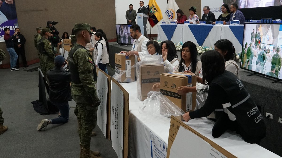 En Pichincha habrá seis rutas para ejecutar el voto en casa.
