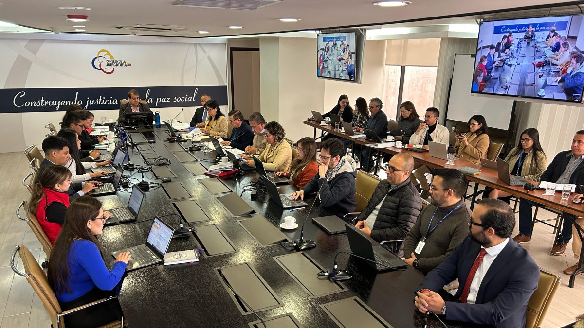 El pleno de la Judicatura sesionó de forma presencial este 19 de abril de 2024.