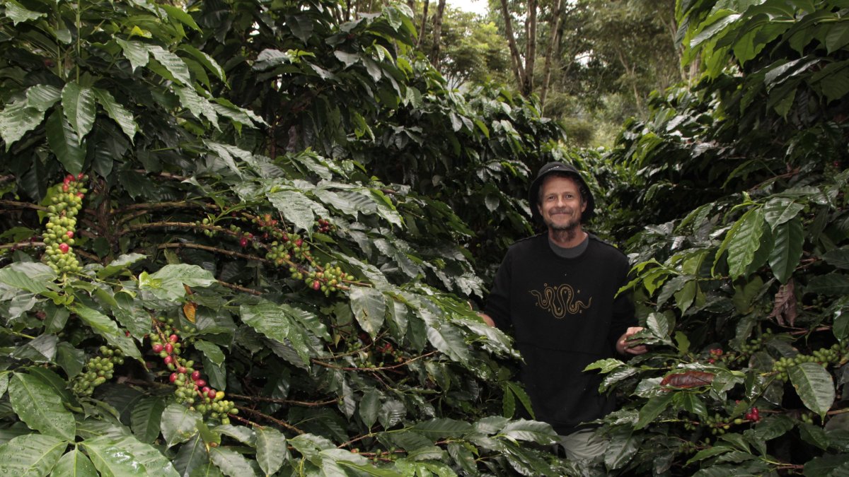 José Ignacio Jijón cuenta con orgullo los detalles de este reconocimiento.