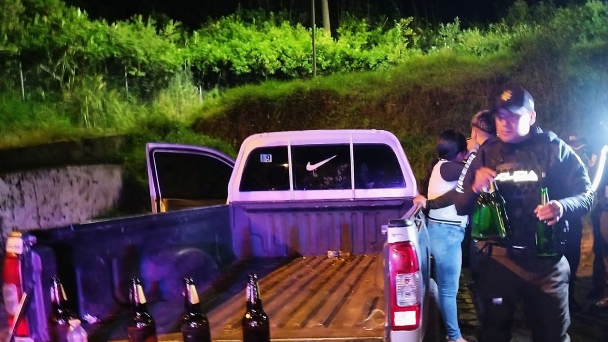 La Marín, 24 de Mayo, Quitumbe, entre otros, registraron libadores e incluso tiendas que comercializaban licor artesanal.