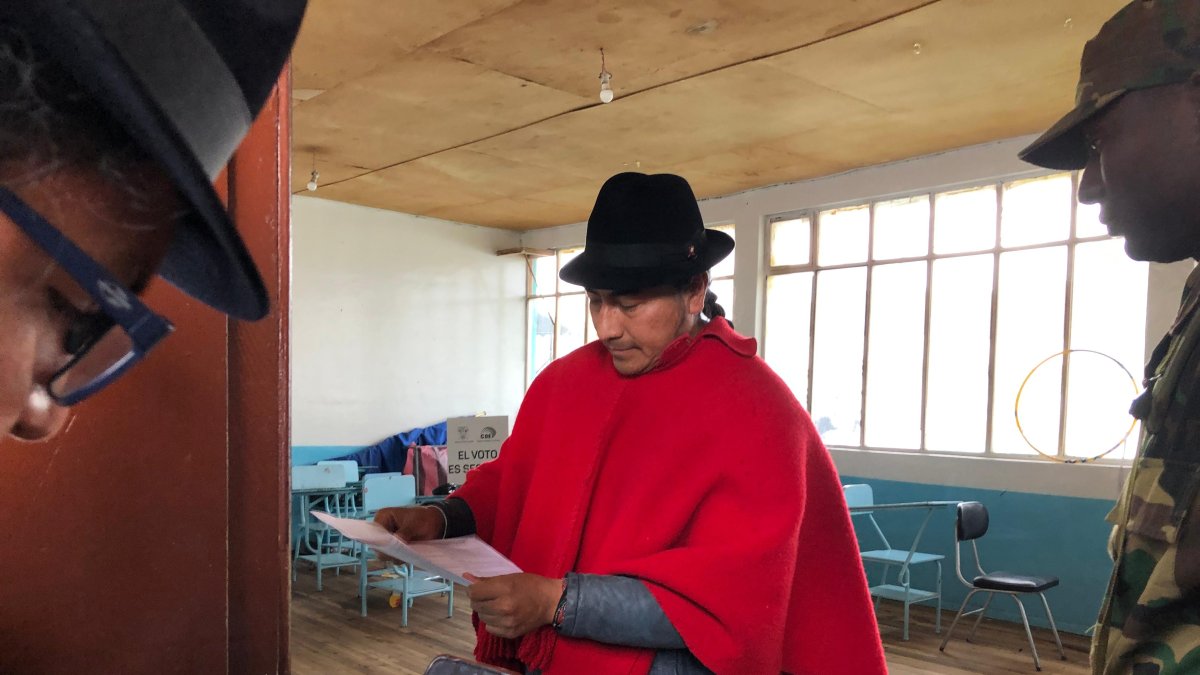 Leonizas Iza criticó la consulta popular y el accionar del Gobierno