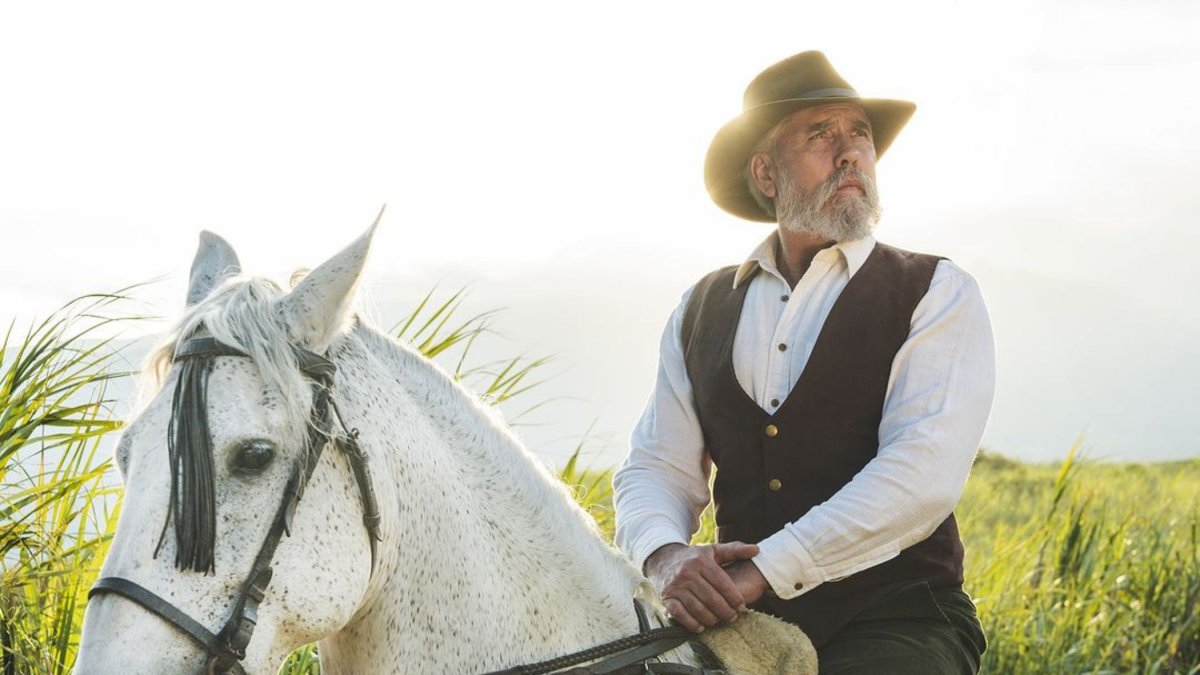 Santiago Malo González, gobernador de Azuay.