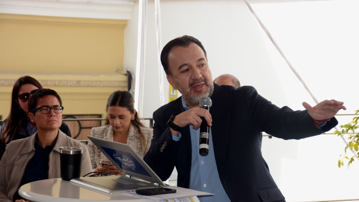 Referencial. En el programa frecuencia quiteña habló sobre las actividades que realizó durante su viaje.