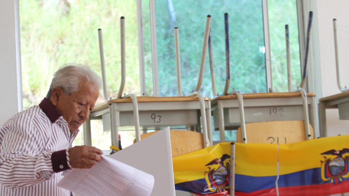 El 72 % de los electores respondió al llamado a las urnas.