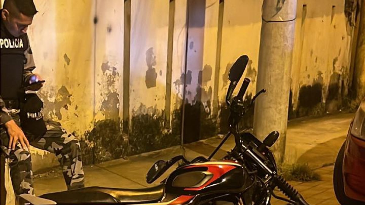 Los dos implicados se movilizaban en una moto.